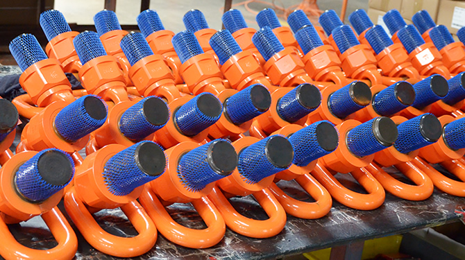 工厂重型设备起吊使用旋转吊环卸扣等吊具